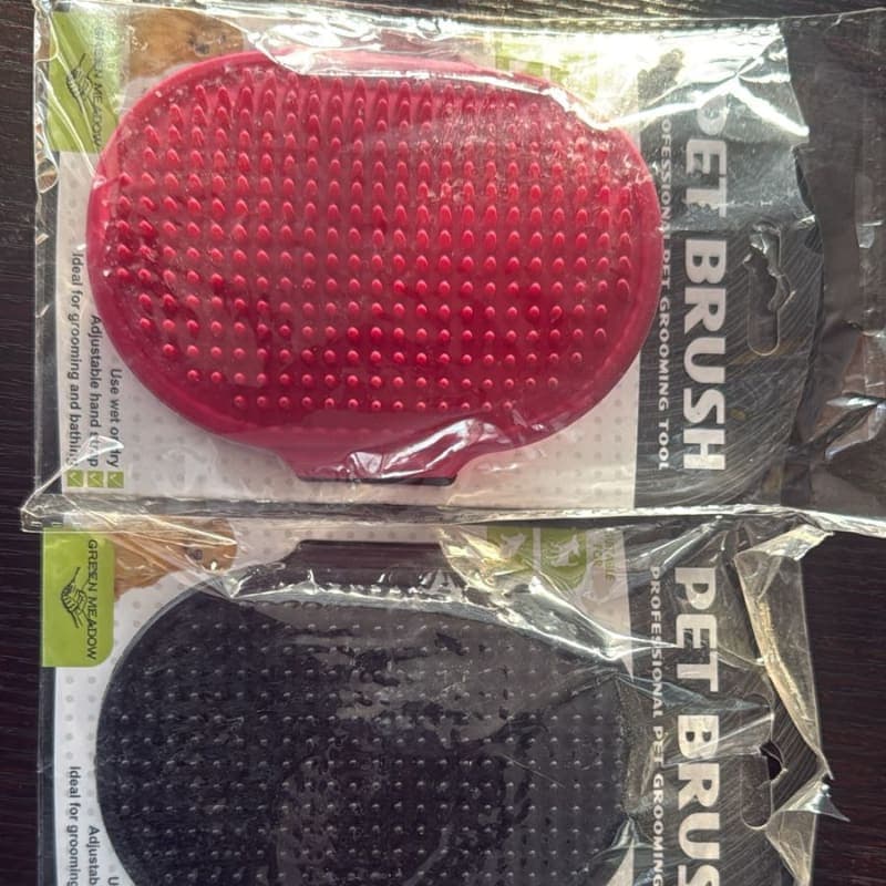 PET RUBBER BRUSH